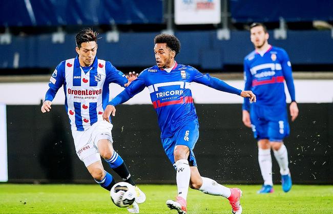 体育场上 体育场上