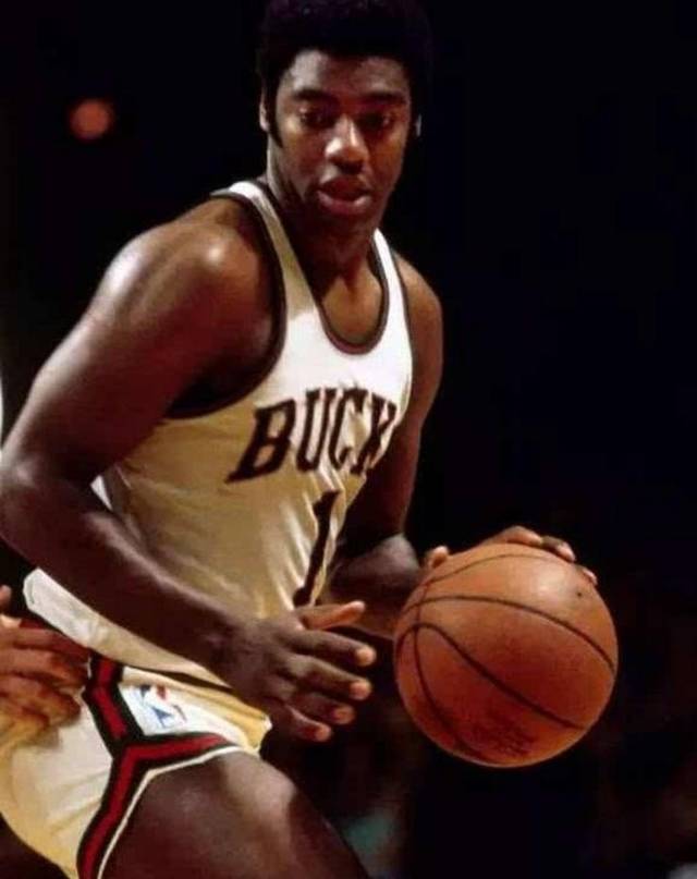 的碰撞中 的碰撞中