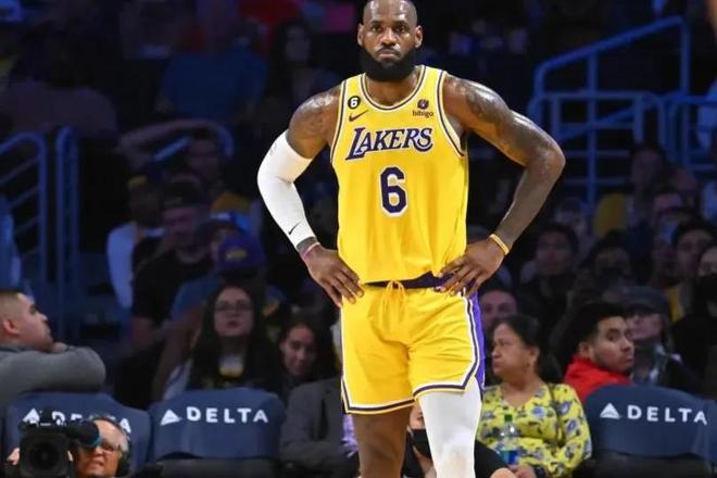 了火药味 了火药味